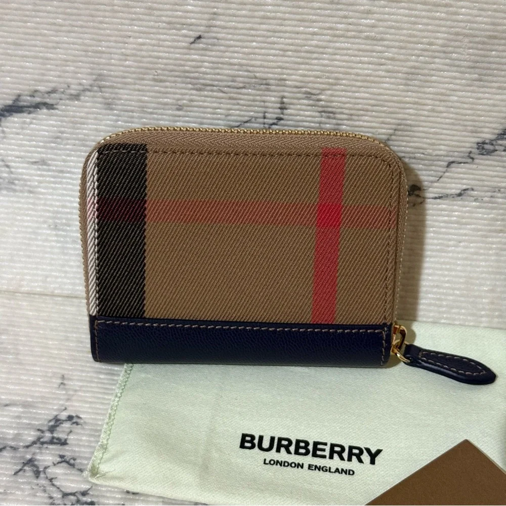 Burberry Check Canvas Navy Blue Zip Around Wallet - Picture 5 of 17